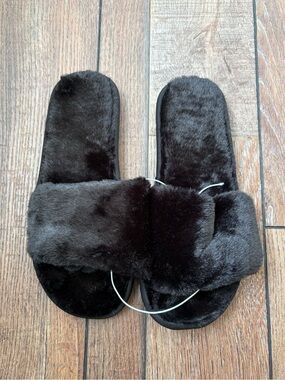New Pedicure Slippers